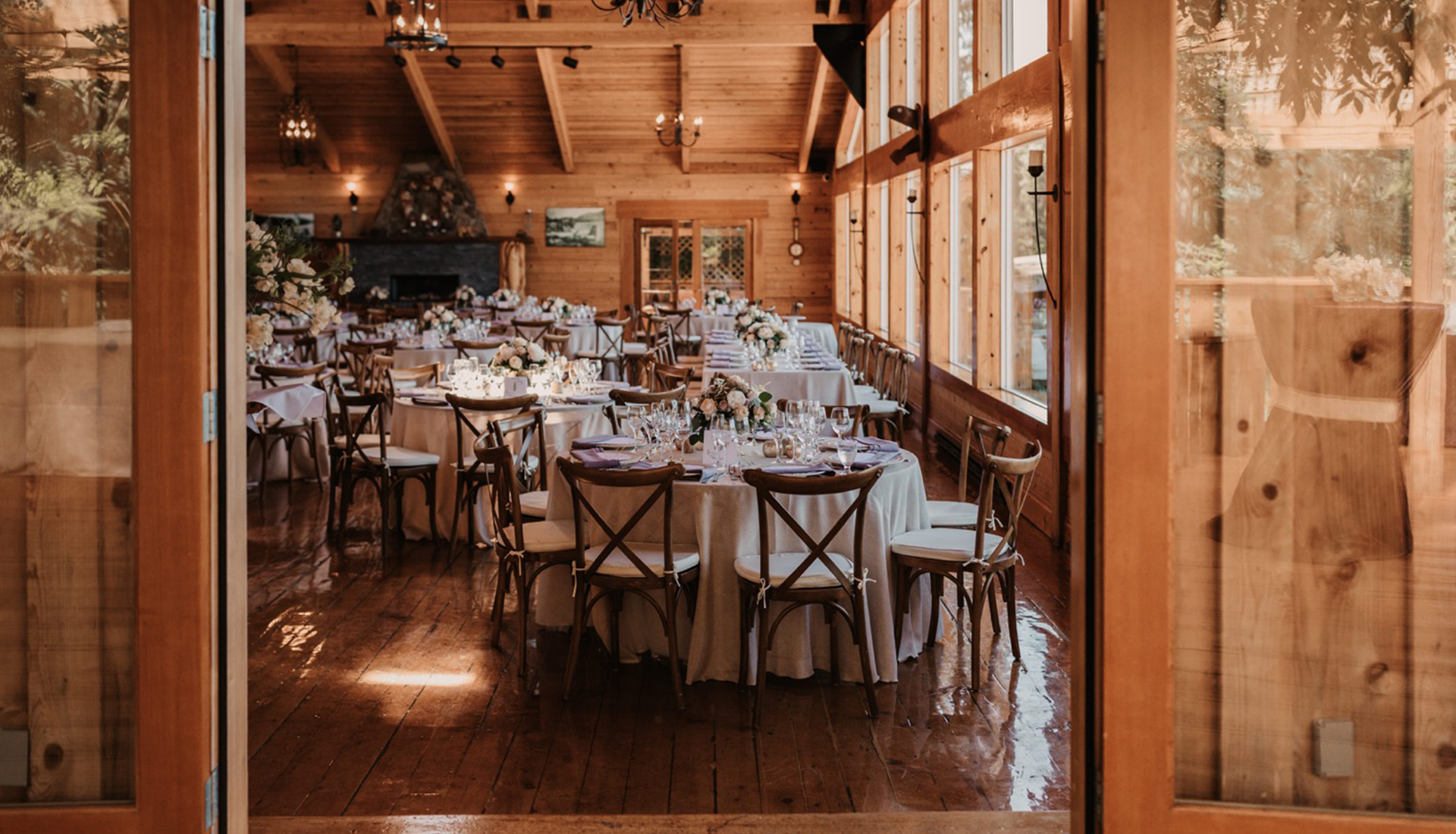 Dining decor